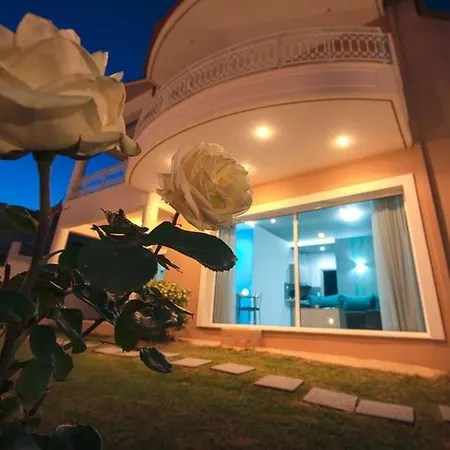 Apartment El Mare Luxurious
