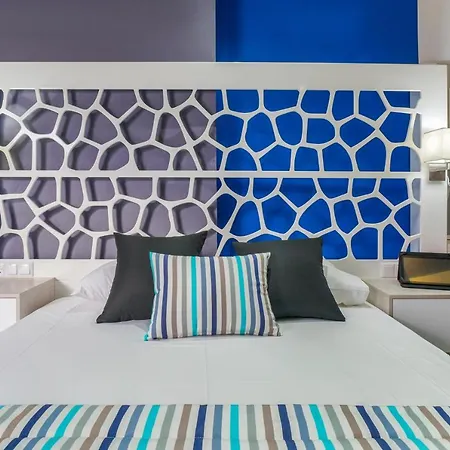 El Mare Luxurious Apartment